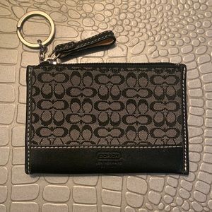 Vintage Coach Black Keychain Change Purse in Classic Pattern